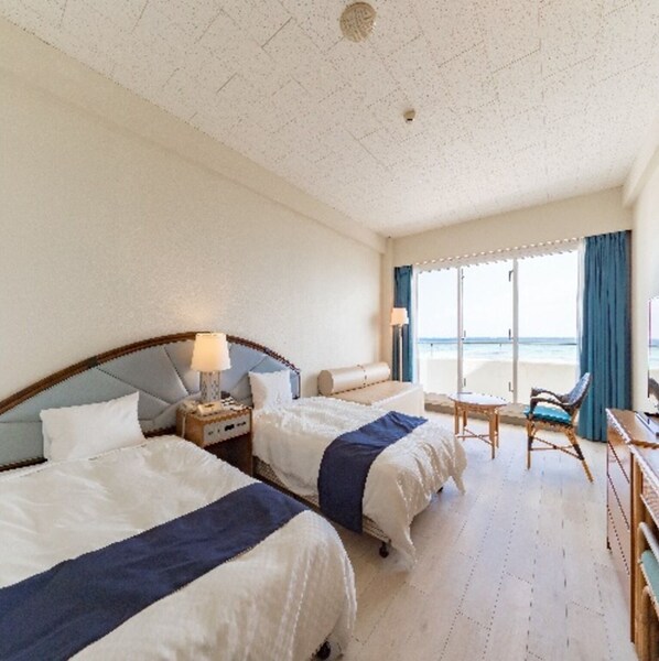 1 bedroom, desk, iron/ironing board, free WiFi - 2nd floor of main building  1st and 2nd floor of  / Shimajirigun Okinawa (Shimajirigun)