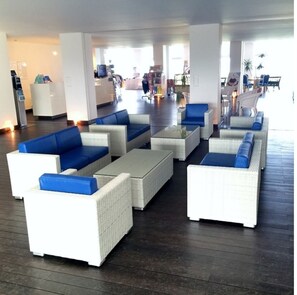 Lobby - 2nd floor of main building  1st and 2nd floor of  / Shimajirigun Okinawa (Shimajirigun)