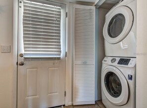 Interior - "Barracuda" (Bradenton)