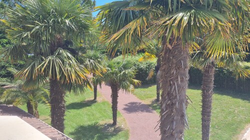 Villa située à St Augustin, près de Royan, à 5km de la plage de la Grande Côte.
