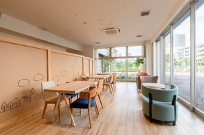 Dining - Standard twin Nonsmoking vs|Standardroom on / Kashiwa Chiba (Kashiwa)