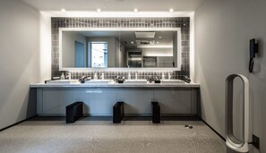 Spa - Deluxe Twin vs | Basic Plan No meals Enjoy a r / Kanazawa Ishikawa (Kanazawa)