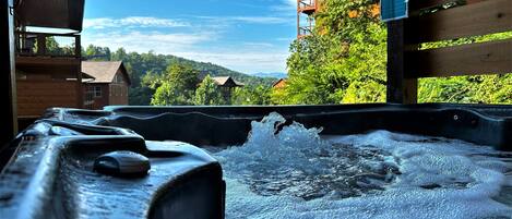 Tina de hidromasaje al aire libre