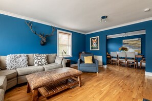 TV, fireplace - Rosemount | Kilrenny (Kilrenny)