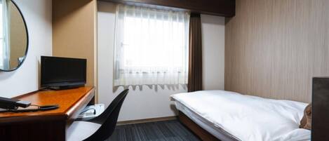 1 dormitorio, escritorio, tabla de planchar con plancha y wifi gratis