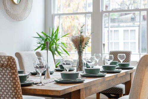 *| Perfectly Splendid Triplex House in Chelsea |*
