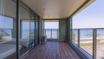 4 bedrooms, free WiFi, bed sheets