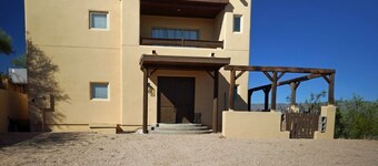 Spanish home with breathtaking views of Roosevelt Lake!!