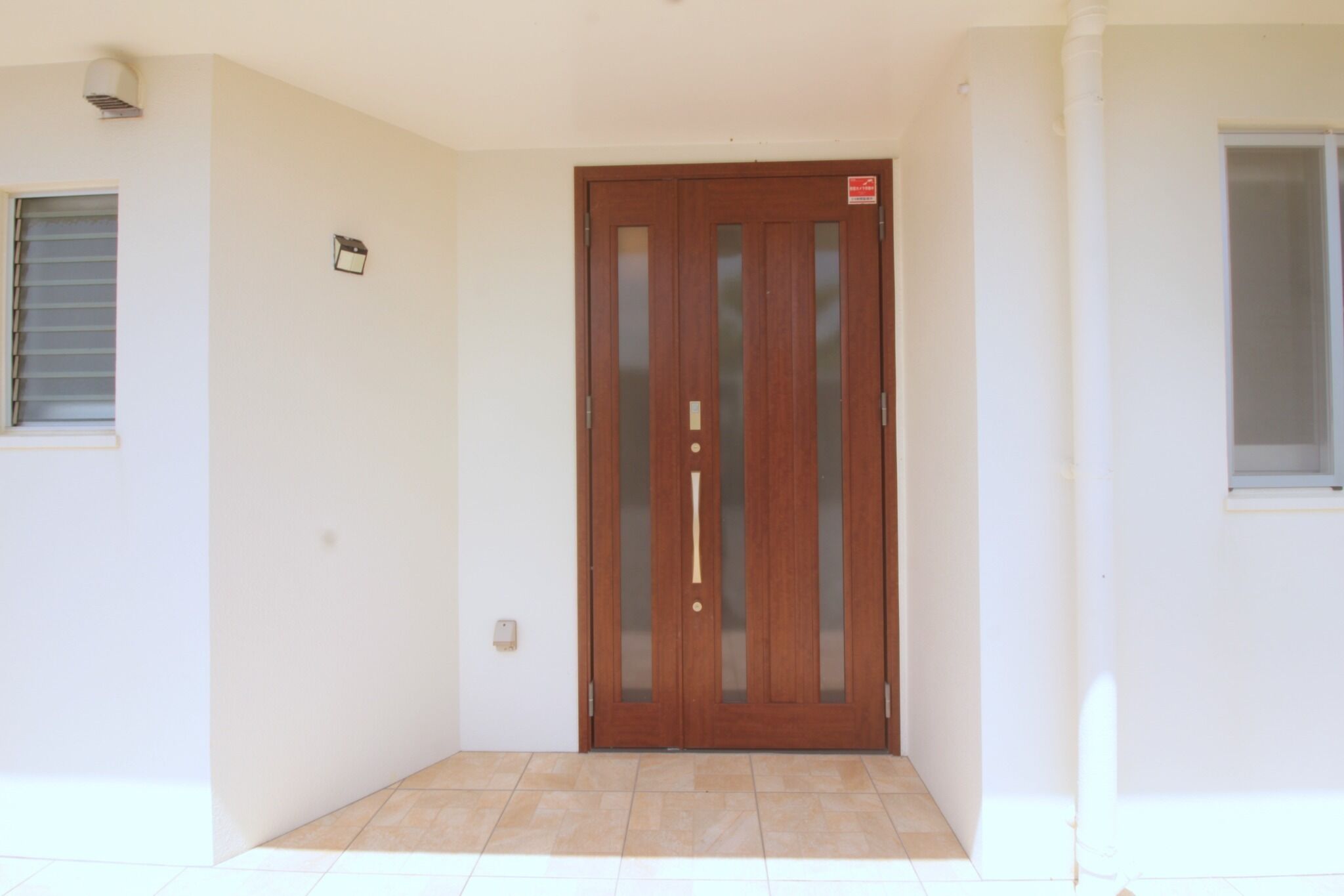 تفاصيل الفندق من الخارج