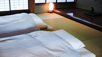 2 室のベッドルーム、WiFi (無料)、ベッドシーツ