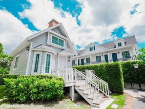 In-room safe, individually decorated, individually furnished - Vermont Khao Yai (Pak Chong)