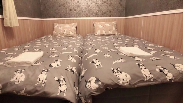 1 soverom, wi-fi (inkludert) og sengetøy