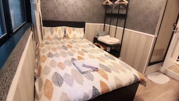 1 bedroom, free WiFi, bed sheets