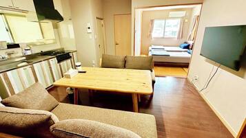 3 bedrooms, free WiFi, bed sheets