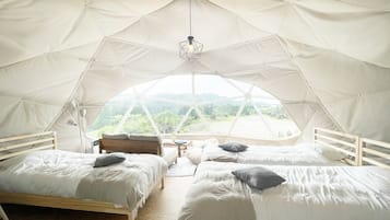 1 bedroom, desk, free WiFi, bed sheets