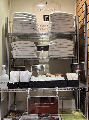 Kühlschrank, Mikrowelle