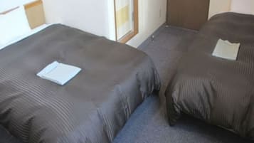 1 chambre, bureau, fer et planche à repasser, Wi-Fi gratuit