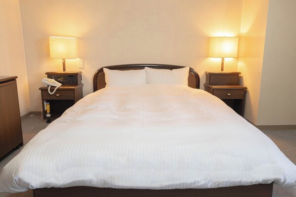 1 bedroom, desk, free WiFi, bed sheets - Smoking Standard Double Room / Akita City Akita (Akita City)