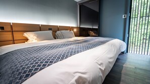 3 soverom, skrivebord, wi-fi (inkludert) og sengetøy