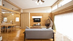 TV - 2 nights Log house with outdoor jacuzzi with 3 b / Miyakojima Okinawa (Miyakojima)