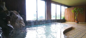 Exquisite spiny lobster Half Board plan Nonsmoking Japanesestyle room with 14 tatami mats / Minamikyushu Kagoshima
