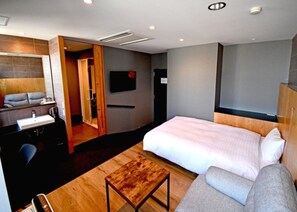 1 slaapkamer, een bureau, een strijkplank/strijkijzer, gratis wifi