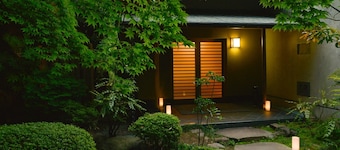 Nonsmoking A hideaway inn with Japanese architecture surrounded by a Japanese garden / Atami Shizuoka