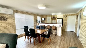 Dining - Our Beach House- Busselton (West Busselton)