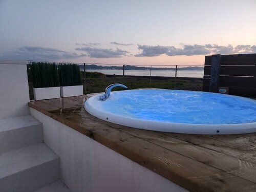 Private villa with spectacular ocean view Jacuzzi  / Tateyama Chiba