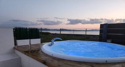 Private villa with spectacular ocean view Jacuzzi / Tateyama Chiba