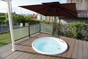 Outdoor spa tub - Japanese private sauna 2 openair hot water jacuz / Tateyama Chiba (Tateyama)