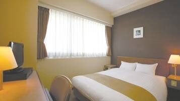 1 bedroom, desk, WiFi (free), bed sheets