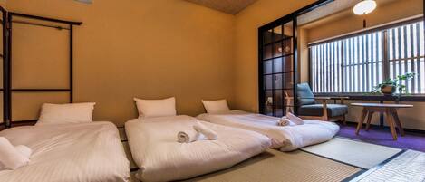 2 chambres, fer et planche à repasser, Wi-Fi gratuit, draps fournis