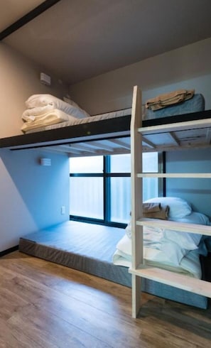 1 bedroom, desk, free WiFi, bed sheets - Mixed dormitory room for 1 bunk bed / Kita-ku Tokyo (Kita-ku)