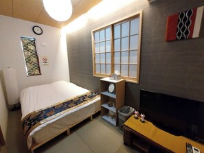 4 habitaciones, escritorio, tabla de planchar con plancha y wifi gratis