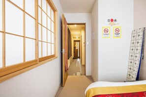 4 chambres, bureau, fer et planche à repasser, Wi-Fi gratuit