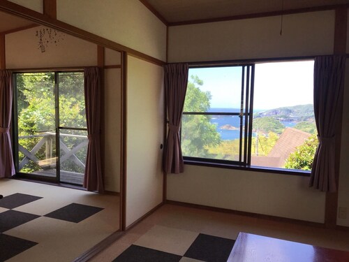 Cottage for 12 people / Matsue Shimane