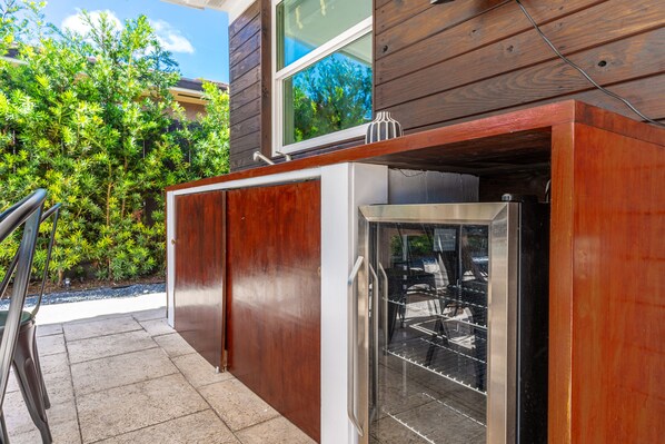 Property grounds - Magnificent Tropical Pool House Miami Coconut Grove - Stunning Backyard (Miami)