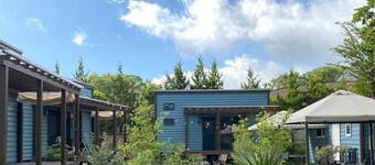 Cabin with wood deck bonfire view / Minamitsurugun Yamanashi