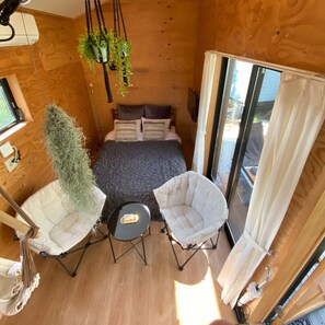 1 quarto, escrivaninha, Wi-Fi de cortesia, roupa de cama