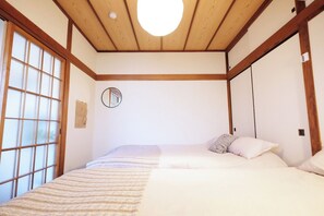 1 bedroom, free WiFi, bed sheets - Yume no Ya 208 Two double beds | 4minute walk  - 1233 Mitsumi Corp I 208 Kichijoji Minamicho Musashino City Tokyo / Musashino, Tokyo (Musashino,)