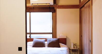 101 Oldstyle Apartment 2 double beds living r - Room 101 Mitsumi Corp I 1233 Kichijojiminamicho Musashinoshi Tokyo / Musashino, Tokyo