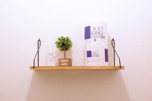 Hårføner og håndklær