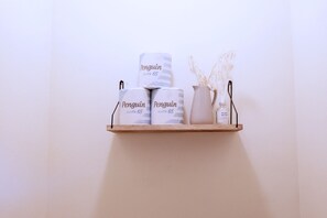 Interior detail - 2101 Living in an old Japanese house Maximum of - 1233 Mitsumi Corp II 101 Kichijojiminamicho Musashino City Tokyo / Musashino, Tokyo (Musashino,)