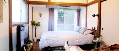1 bedroom, free WiFi, bed sheets