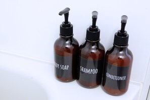 Hårtork och handdukar