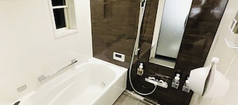 Located close to the World Heritage sites of Kuman / Shingu Wakayama