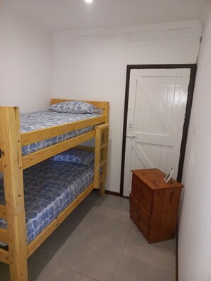 3 bedrooms, WiFi, bed sheets