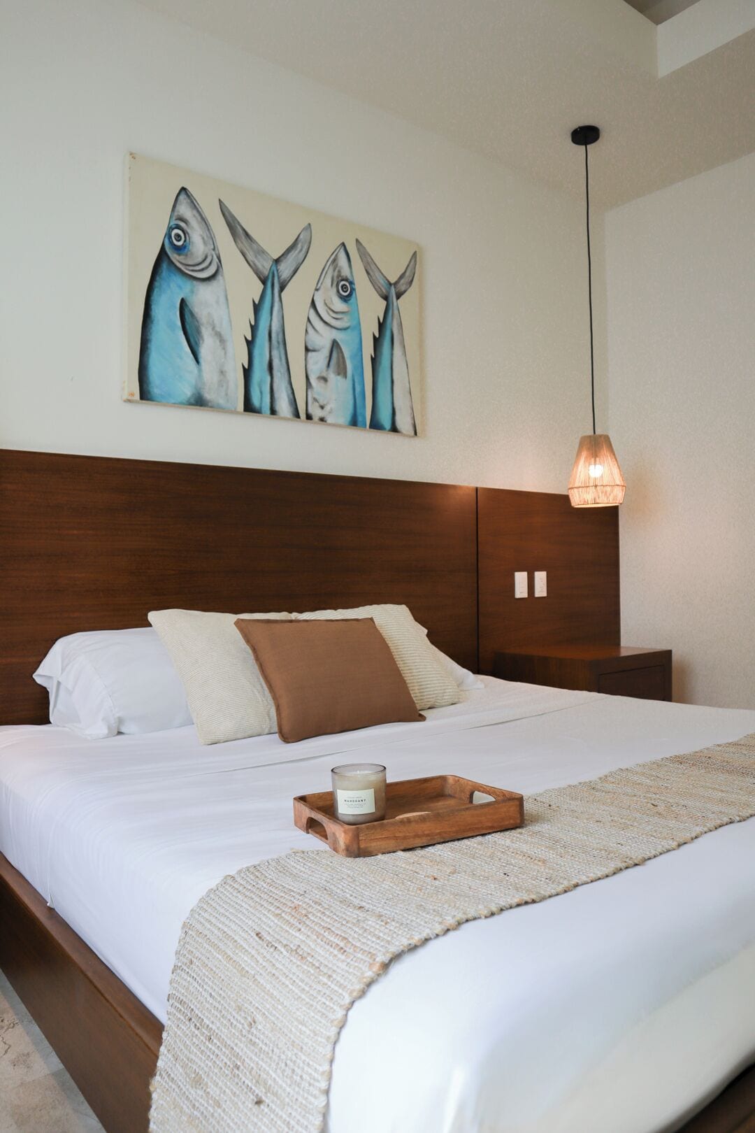 Individually furnished, free WiFi, bed sheets