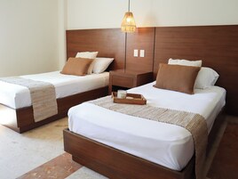 Comfort szoba kétszemélyes ággyal | Egyedi berendezés, ingyenes wifi és ágynemű